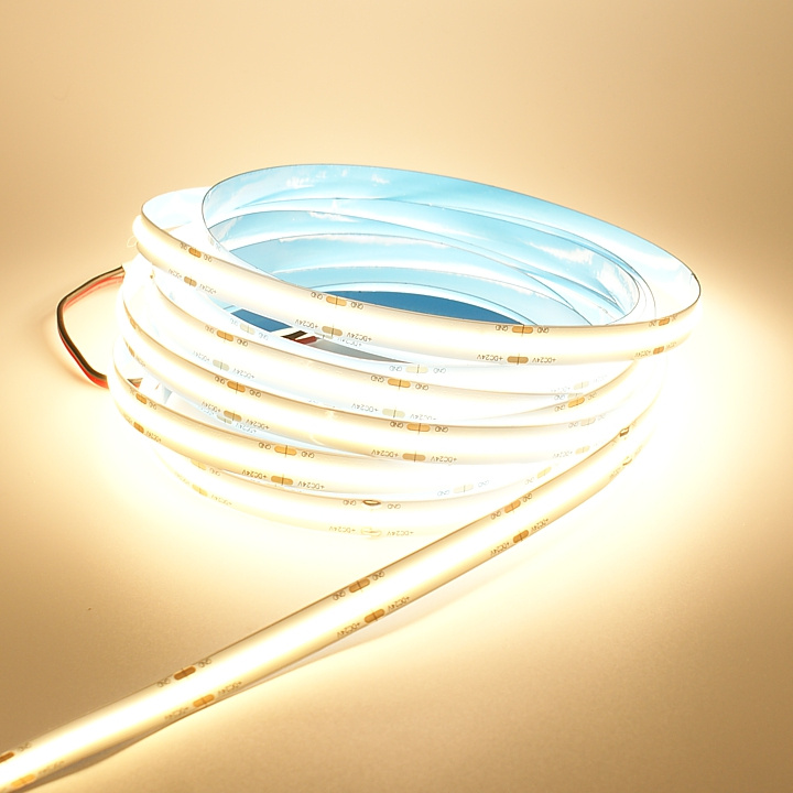 LED pásek COB 24V / 528LED / 14W / 3000K / IP20 / 10mm / PRO+